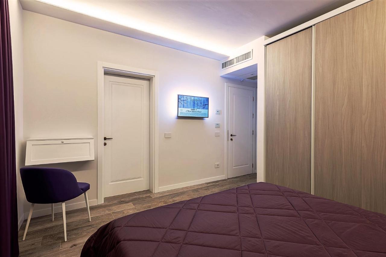 Petit Hotel Прато Экстерьер фото